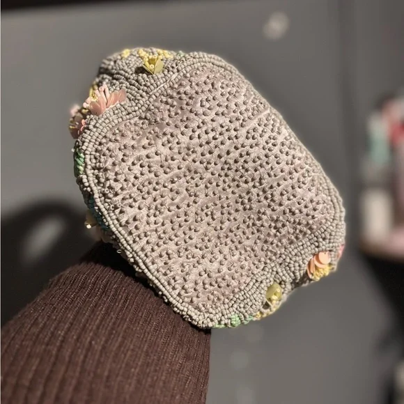 Floral Beaded Women's Bag - Picture 3 of 6